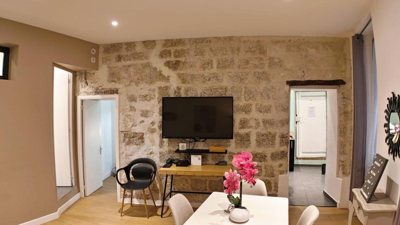 Très bel appartement dans le centre historique Grasse Esterno foto